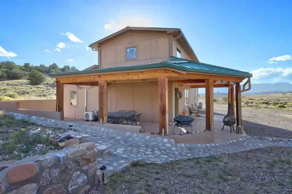 $480,000 | 98 Private Drive 1727, Youngsville, NM 87064
