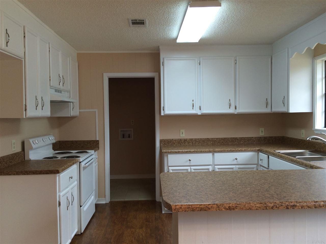 2392 Tuttle Road Cantonment, FL 32533 - Photo 11 of 34 Gallery Image 11