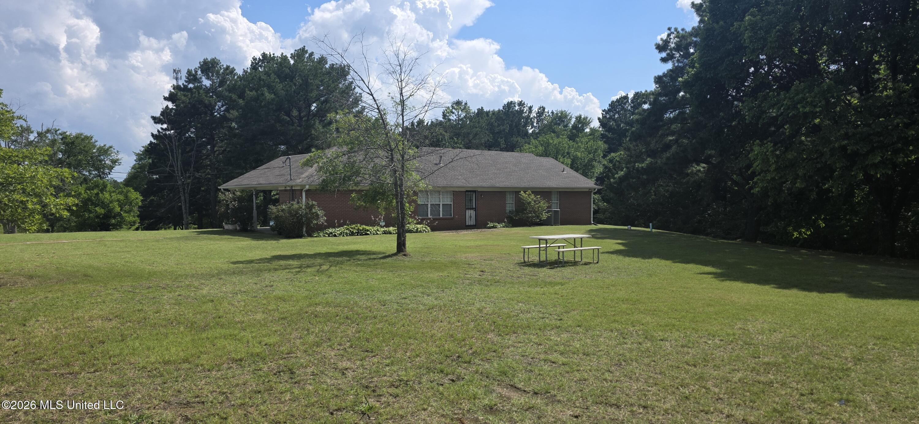 180 Stonewall Road Byhalia, MS 38611 - Photo 66 of 73 20260613_154451