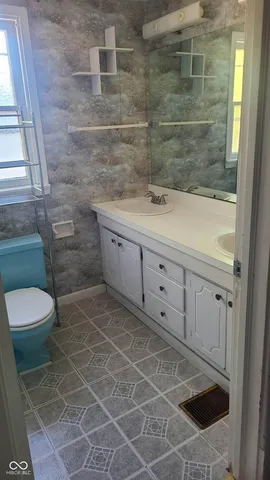 $175,000 | 758 Wallace Avenue, Indianapolis, IN 46201