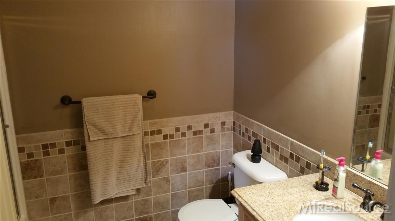 5811 State Road Fort Gratiot, MI 48059 - Photo 18 of 27