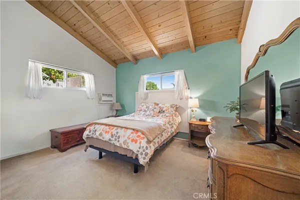$1,585,000 | 3527 Fairchild Street, La Crescenta, CA 91214