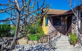 $1,585,000 | 3527 Fairchild Street, La Crescenta, CA 91214
