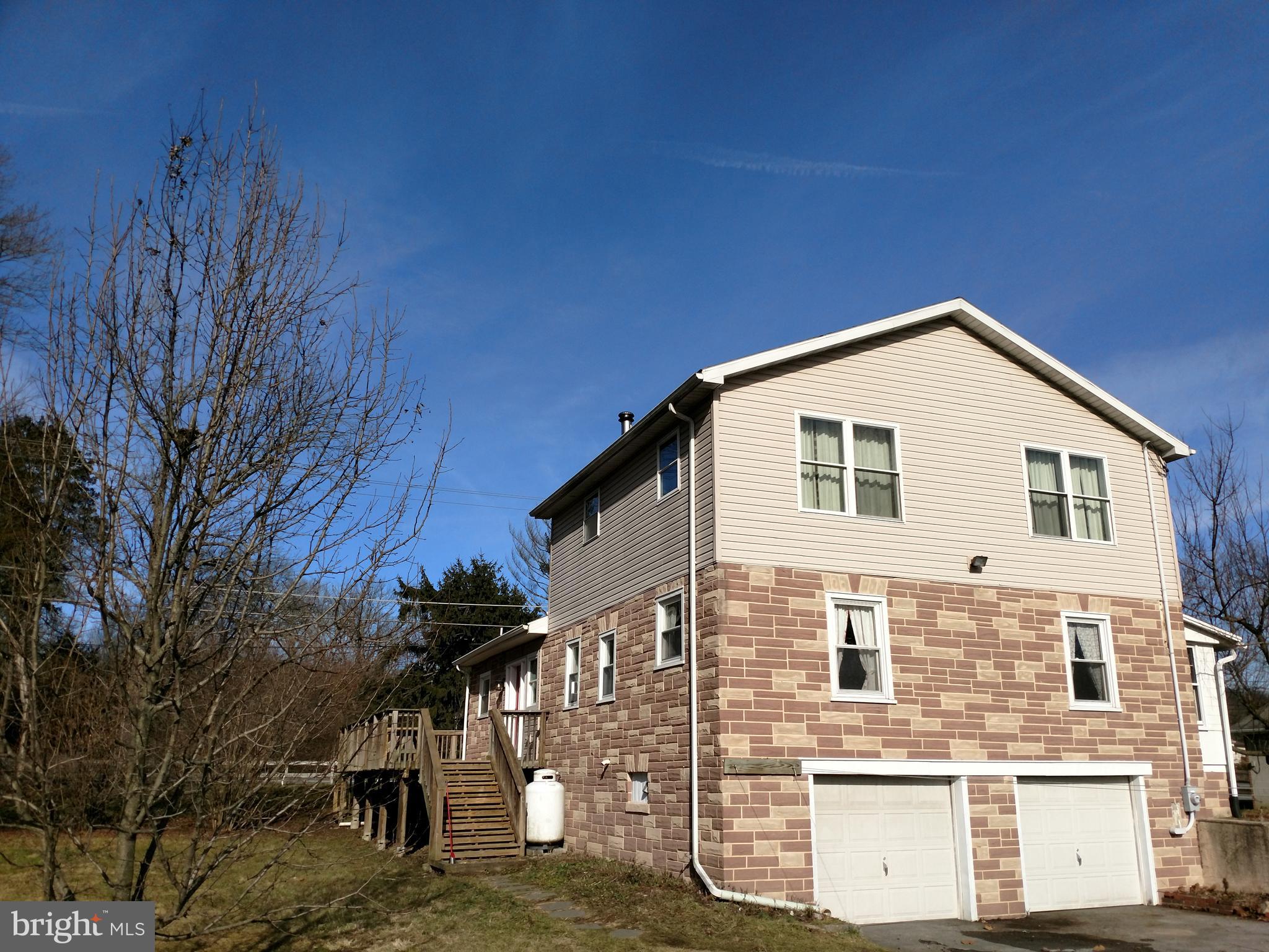 3029 Friedensburg Road Reading, PA 19606 - Photo 4 of 35