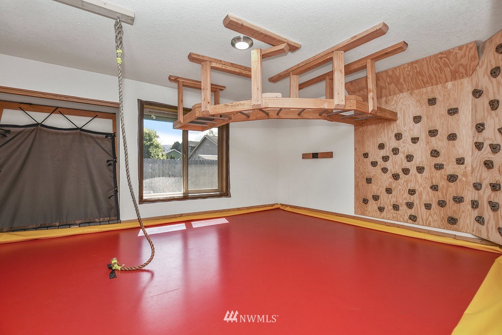 105 Mission Road Kelso, WA 98626 - Photo 11 of 20 Gallery Image 11