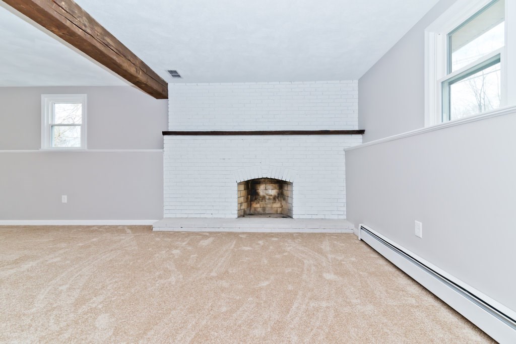 145 Londonderry Road Windham, NH 03087 - Photo 16 of 32
