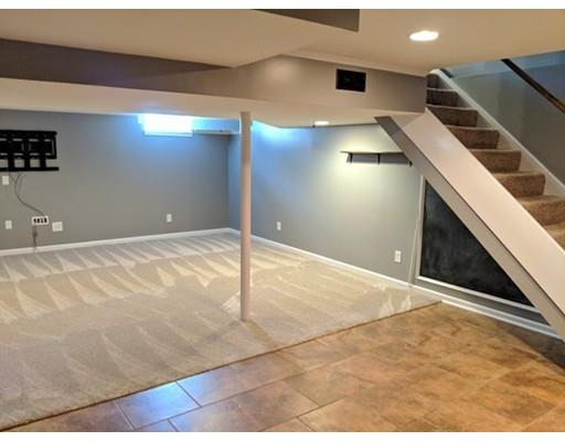 49 Abbott Street Springfield, MA 01118 - Photo 18 of 30