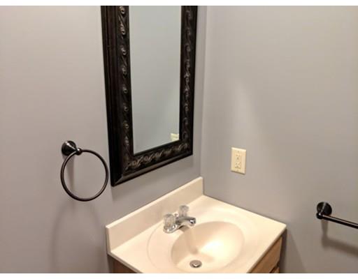 49 Abbott Street Springfield, MA 01118 - Photo 8 of 30
