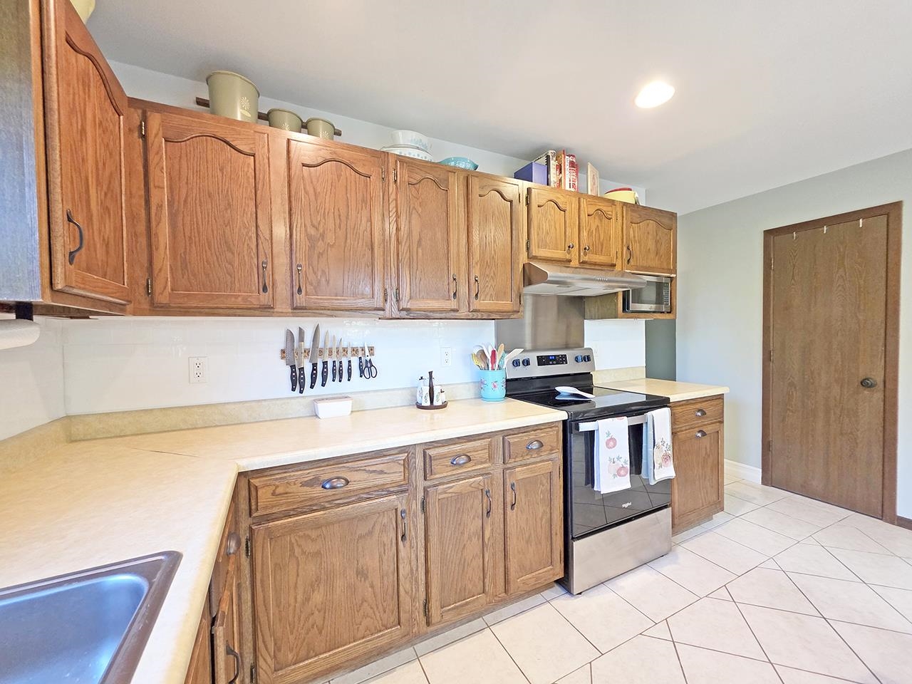 3302 Portage Road Madison, WI 53704 - Photo 14 of 65 Gallery Image 14