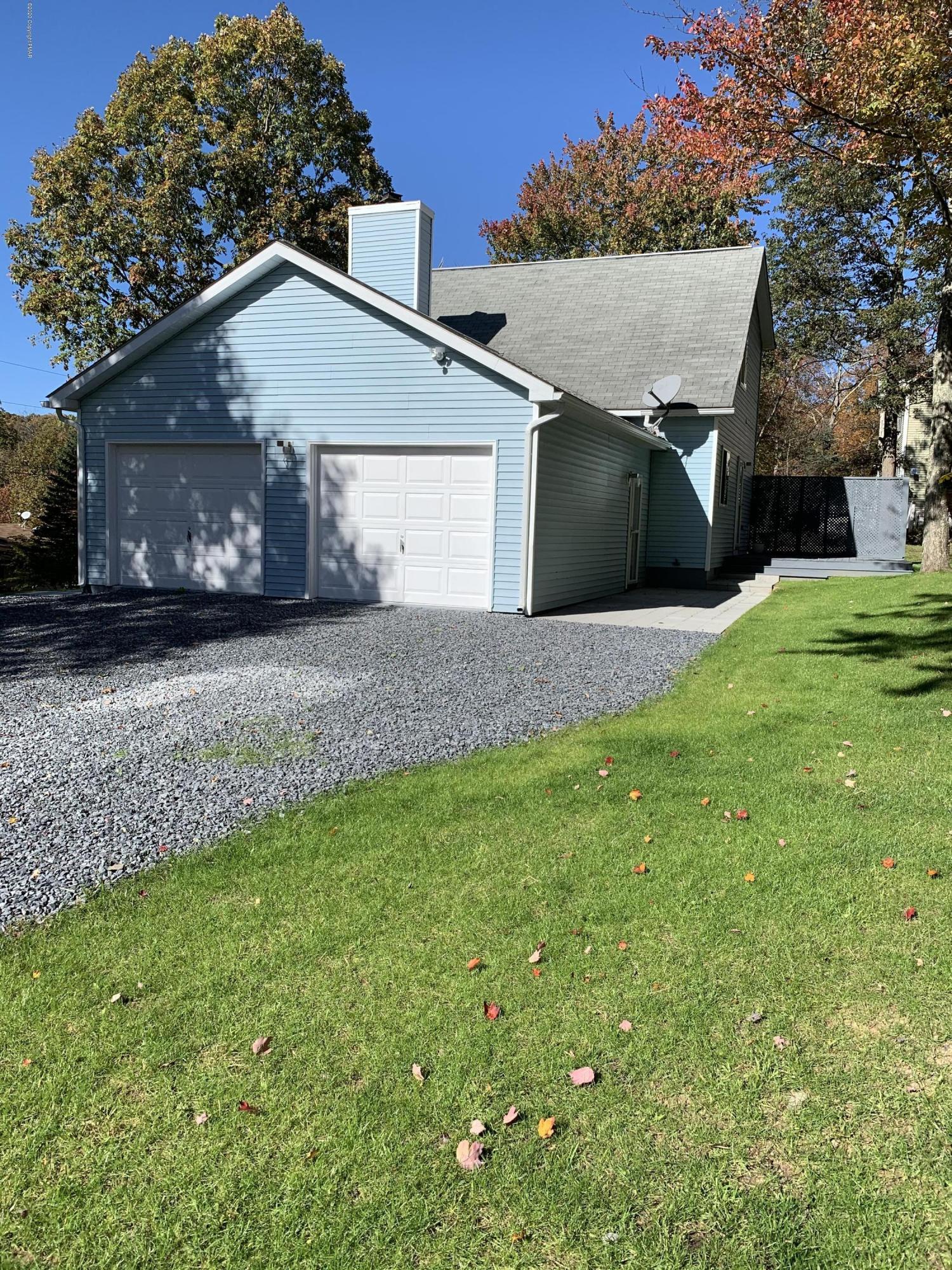 2103 Cramer Road Bushkill, PA 18324 - Photo 5 of 34 2103 cramer garage outside