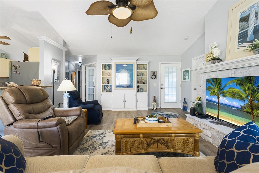731 Timber Ridge Trail Southwest, Unit A Vero Beach, FL 32962 - Photo 13 of 36