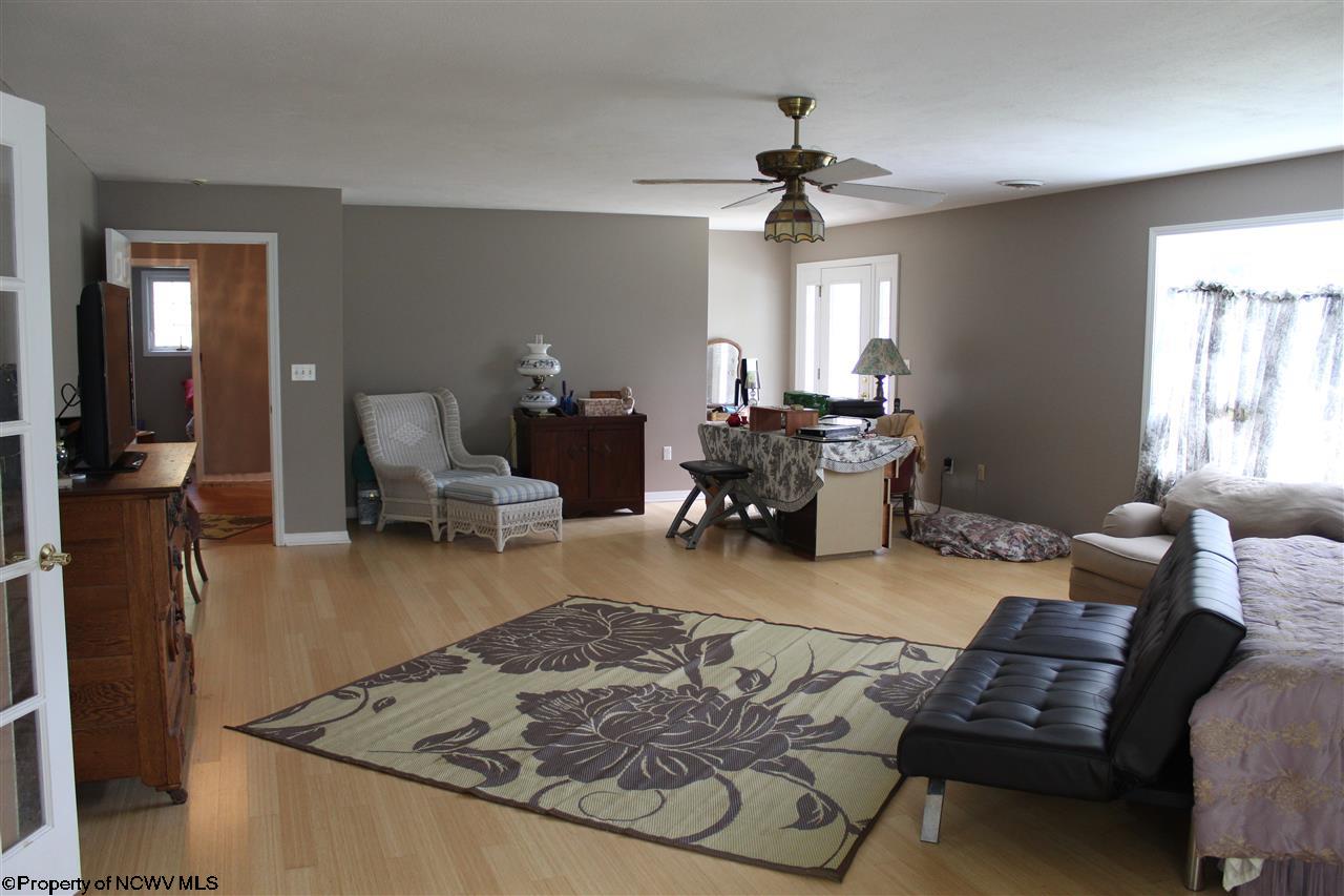 329 Sycamore Fork Road Wallace, WV 26448 - Photo 10 of 19 Gallery Image 10