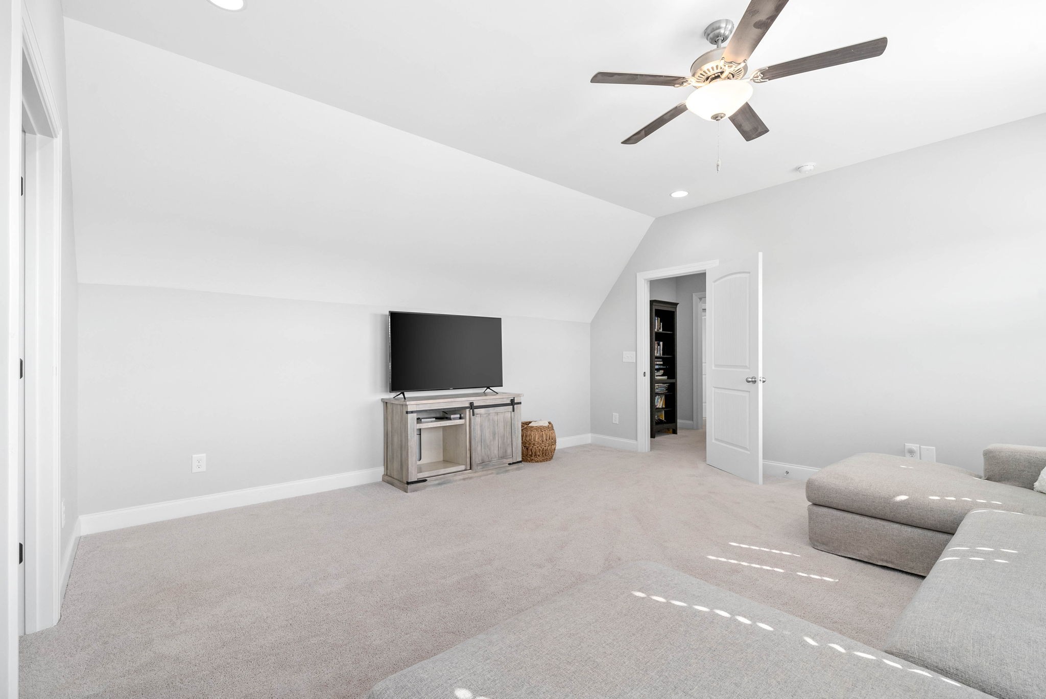 2022 Eagle View Road Hendersonville, TN 37075 - Photo 34 of 50 a living room with furniture and a flat screen tv