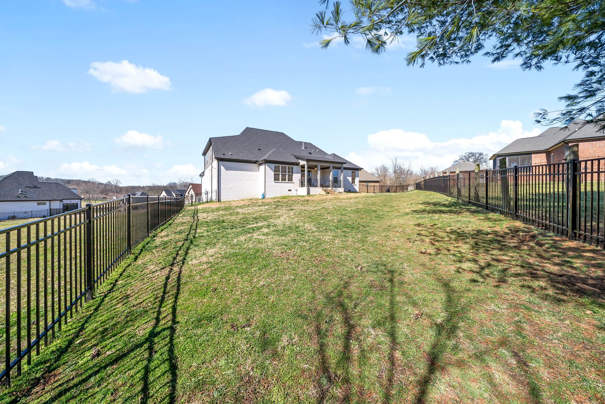 2022 Eagle View Road Hendersonville, TN 37075 - Photo 41 of 50 a view of a garden with a small yard