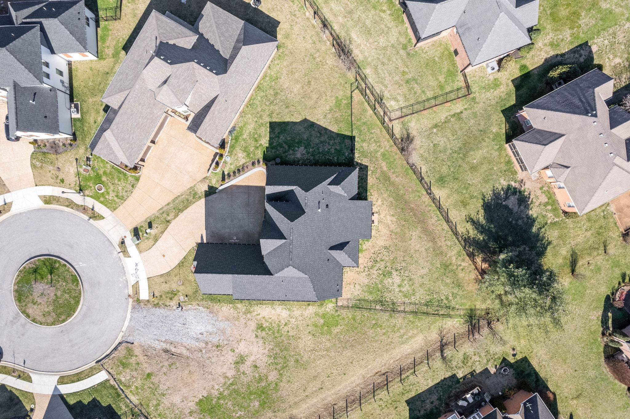 2022 Eagle View Road Hendersonville, TN 37075 - Photo 45 of 50 an aerial view of a house with outdoor space