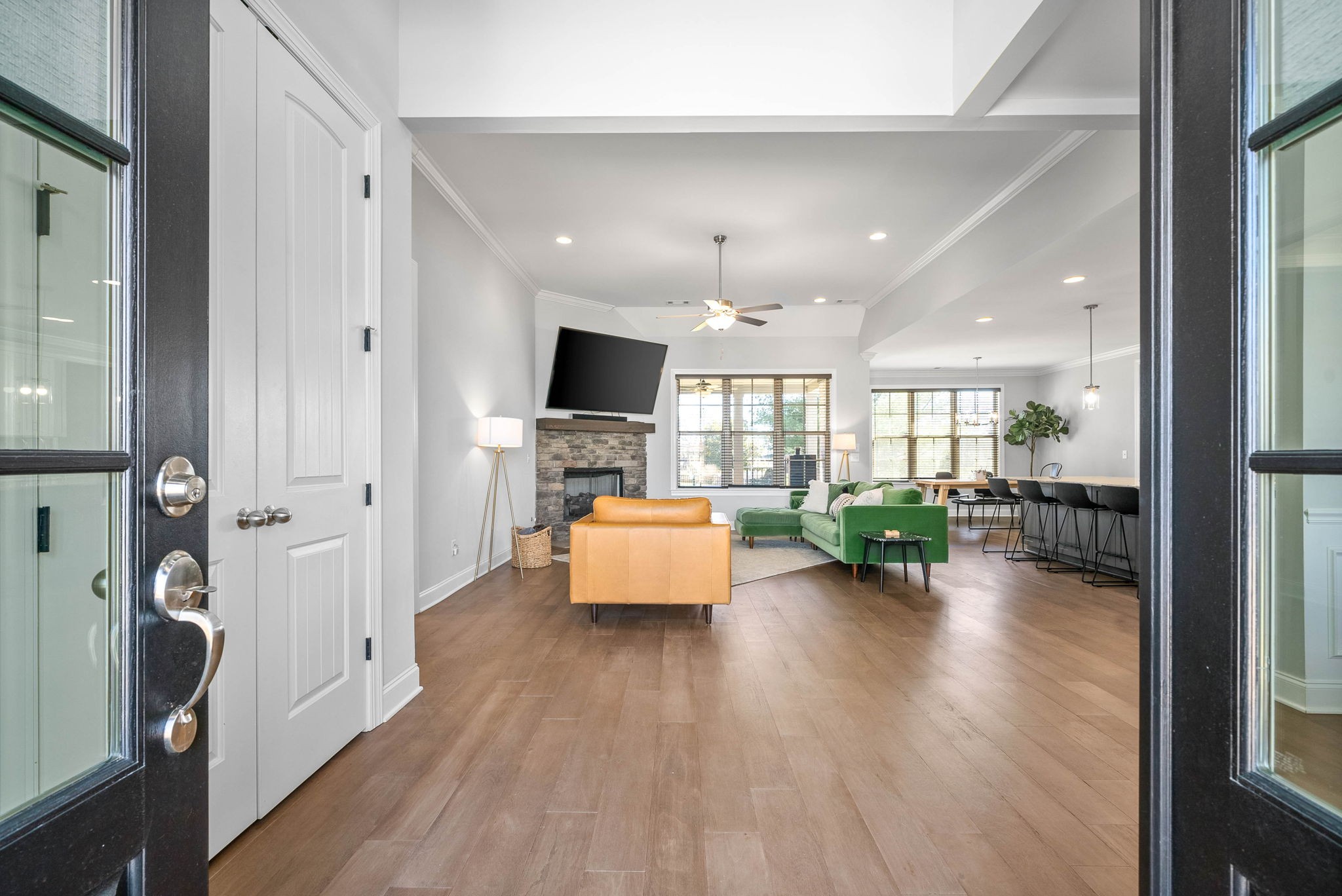 2022 Eagle View Road Hendersonville, TN 37075 - Photo 5 of 50 a room with furniture and a wooden floor