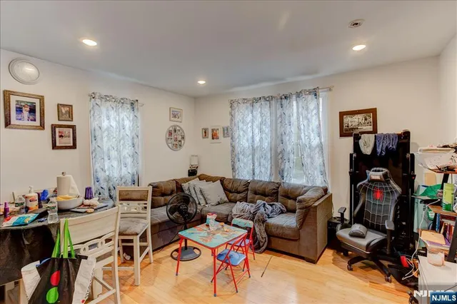 a view of a workspace with furniture