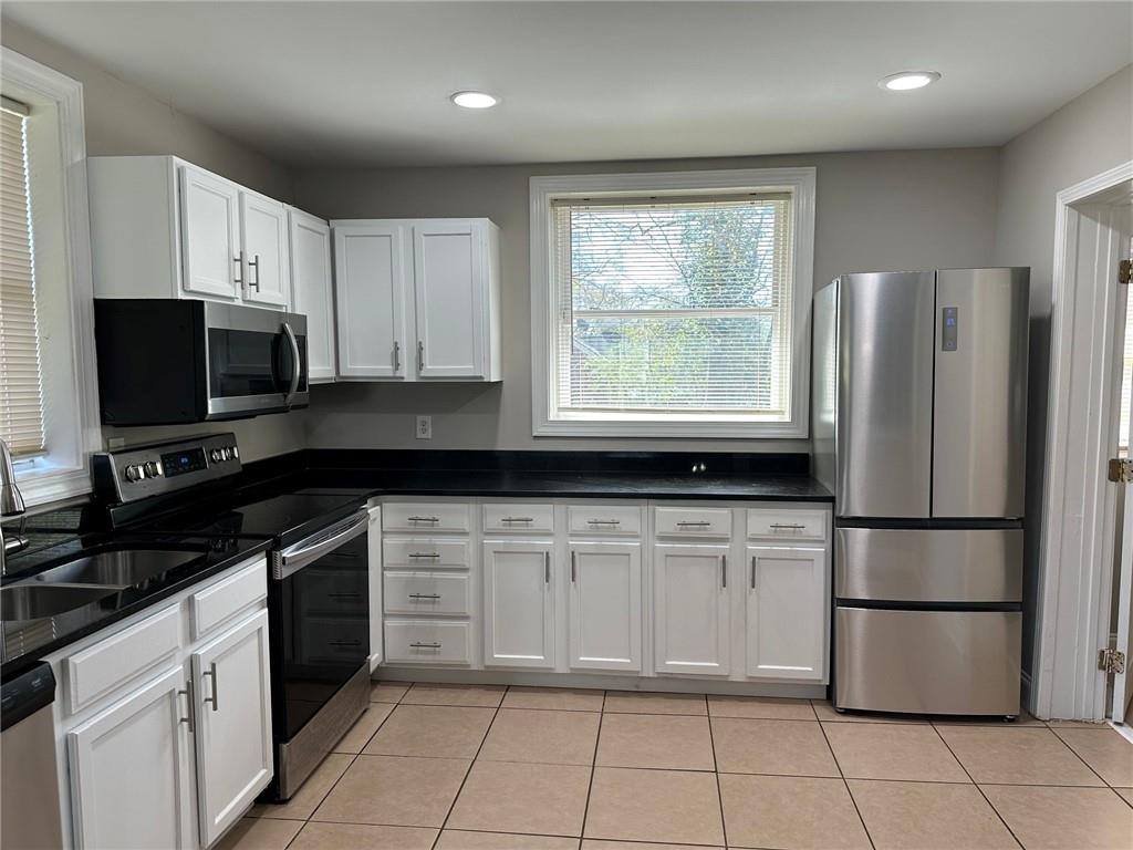 2415 Crestview Avenue Decatur, GA 30032 - Photo 3 of 12