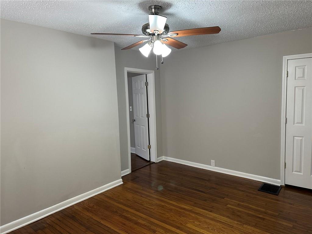 2415 Crestview Avenue Decatur, GA 30032 - Photo 10 of 12