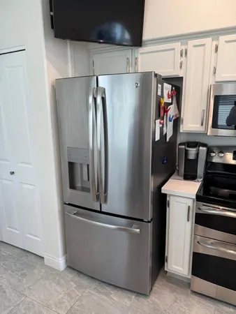 $2,500 | 1143 East Frye Road, Phoenix, AZ 85048