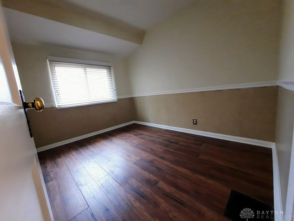 433 Lewiston Road Kettering, OH 45429 - Photo 18 of 28 Gallery Image 18