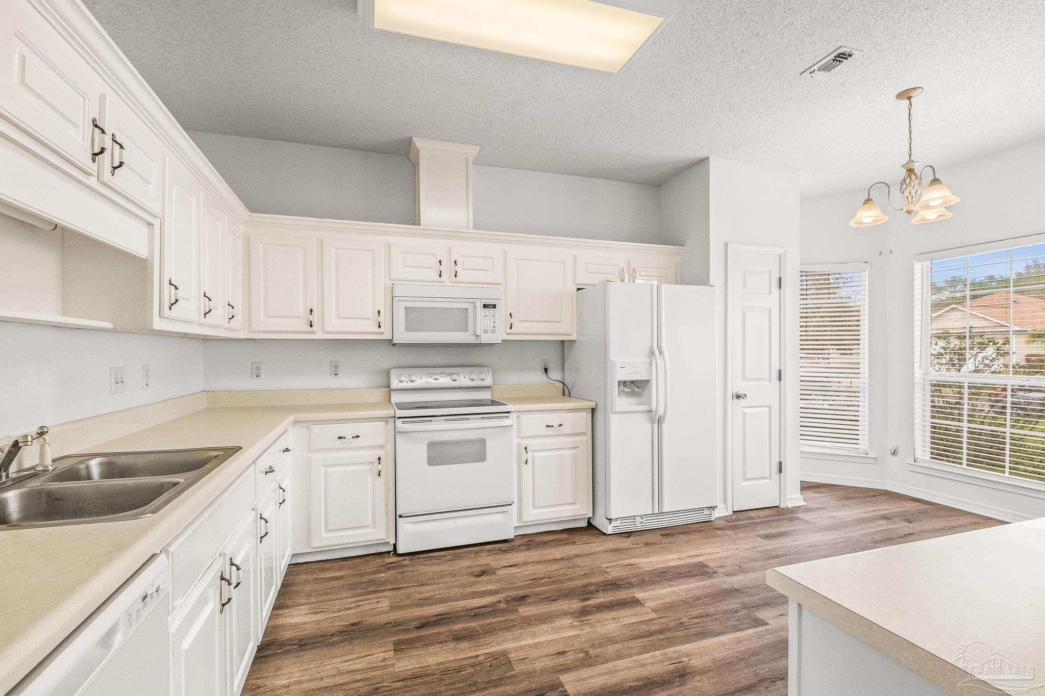 3965 Omega Street Pace, FL 32571 - Photo 13 of 49 Gallery Image 13
