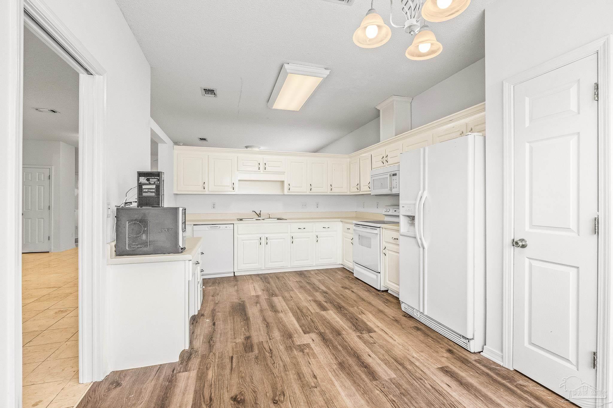 3965 Omega Street Pace, FL 32571 - Photo 8 of 49 Gallery Image 8