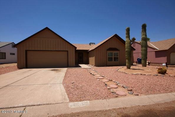 10590 Keystone Road East Tucson, AZ 85730 - Photo 1 of 19