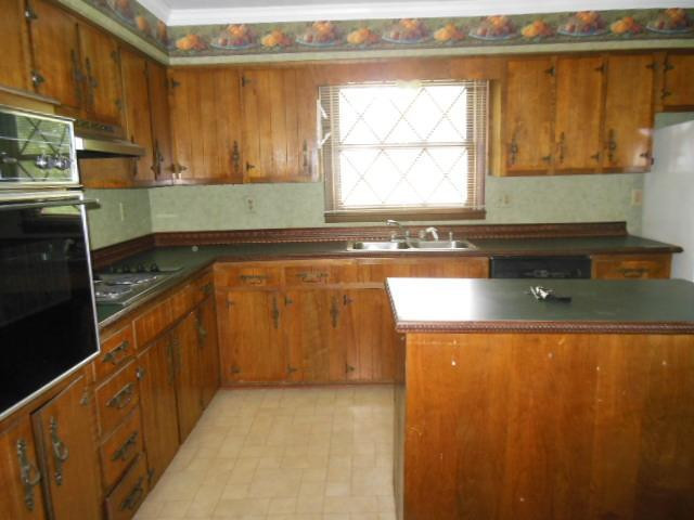 1820 Chaney Ridge Road London, KY 40741 - Photo 11 of 22 Photo 11