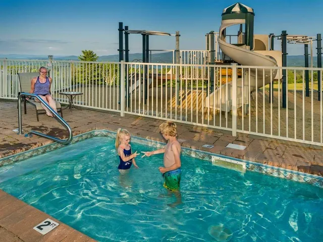 $3,000 | 516 Steele Hill Road, Unit OAT WEEK 1723; 3744, Sanbornton, NH 03269