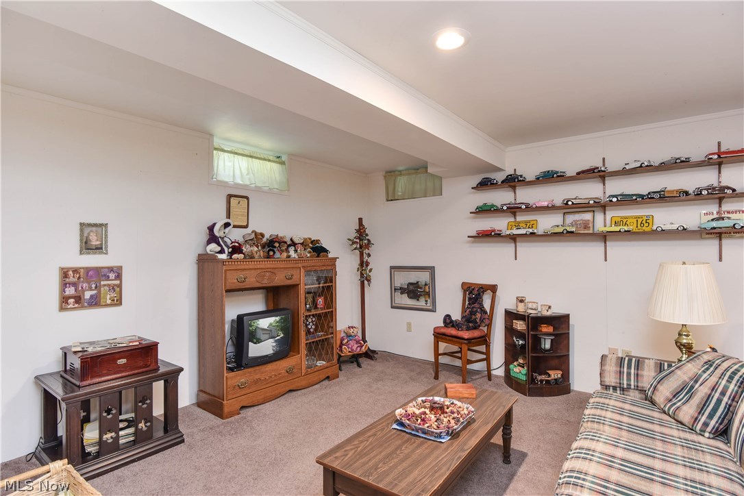 2877 Center Road Youngstown, OH 44514 - Photo 10 of 23 Gallery Image 10