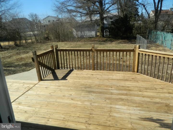 16 Spruce Road Burlington Township, NJ 08016 - Photo 18 of 20 Gallery Image 18