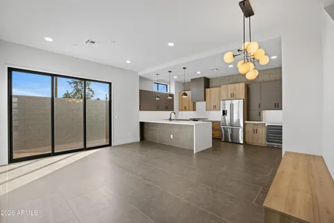 $759,000 | 377 East Windsor Avenue, Unit 20, Phoenix, AZ 85004
