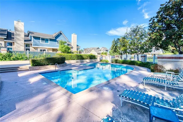 $960,000 | 6009 East Summit Court, Unit 38, Anaheim Hills, CA 92807