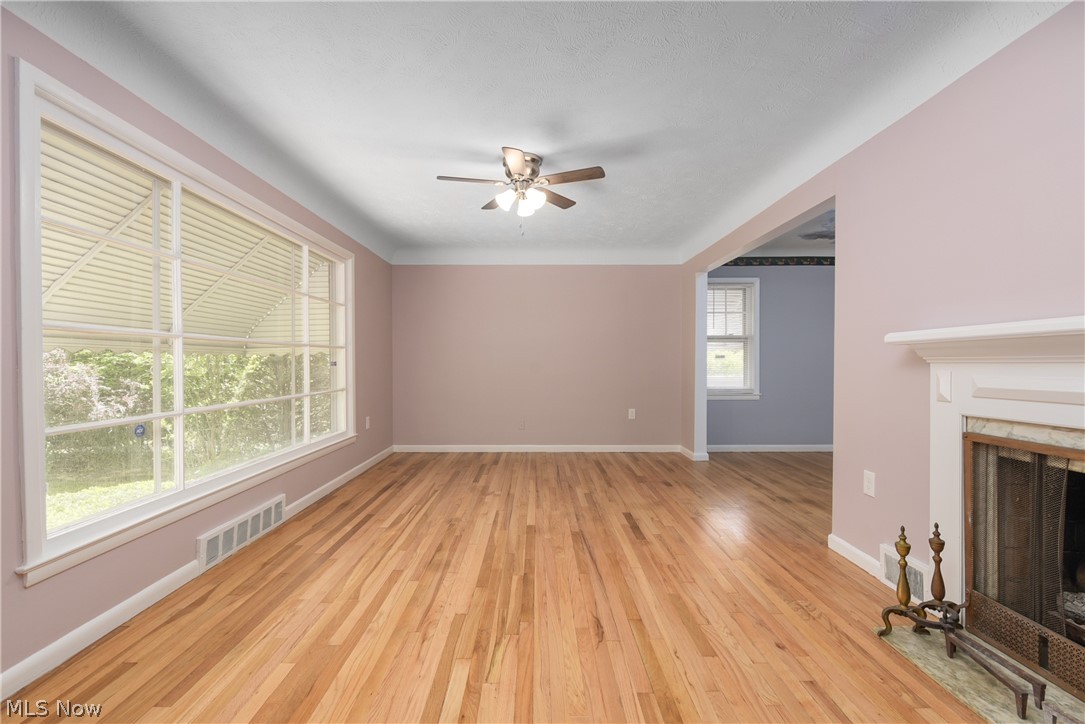 3921 Delmore Road Cleveland Heights, OH 44121 - Photo 6 of 35