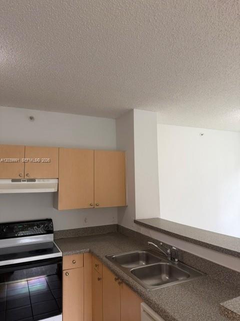 8030 North Nob Hill Road, Unit 102 Tamarac, FL 33321 - Photo 10 of 18