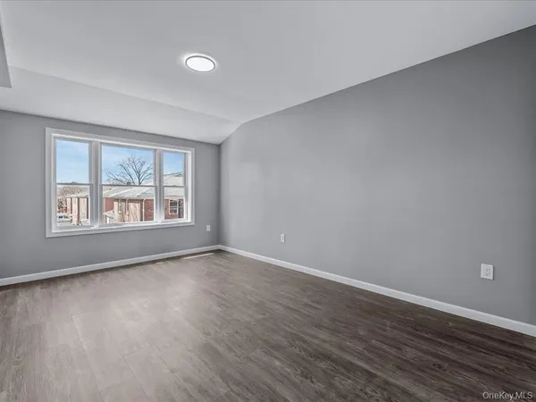 $2,588,000 | 37-08 Francis Lewis Boulevard | Auburndale