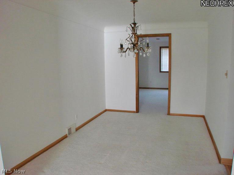 5159 Longton Road Lyndhurst, OH 44124 - Photo 3 of 12 Gallery Image 3