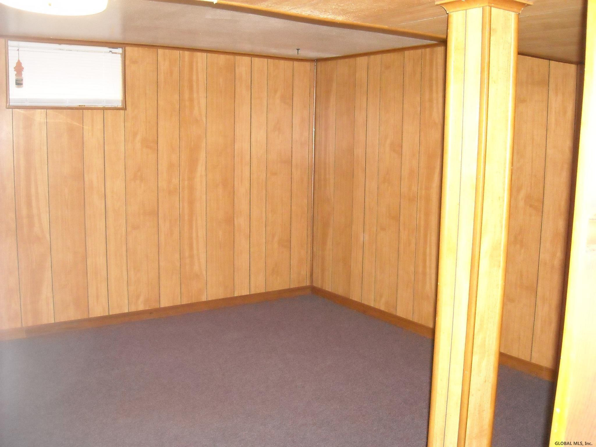 372 Kings Road Schenectady, NY 12304 - Photo 20 of 39 Photo 20
