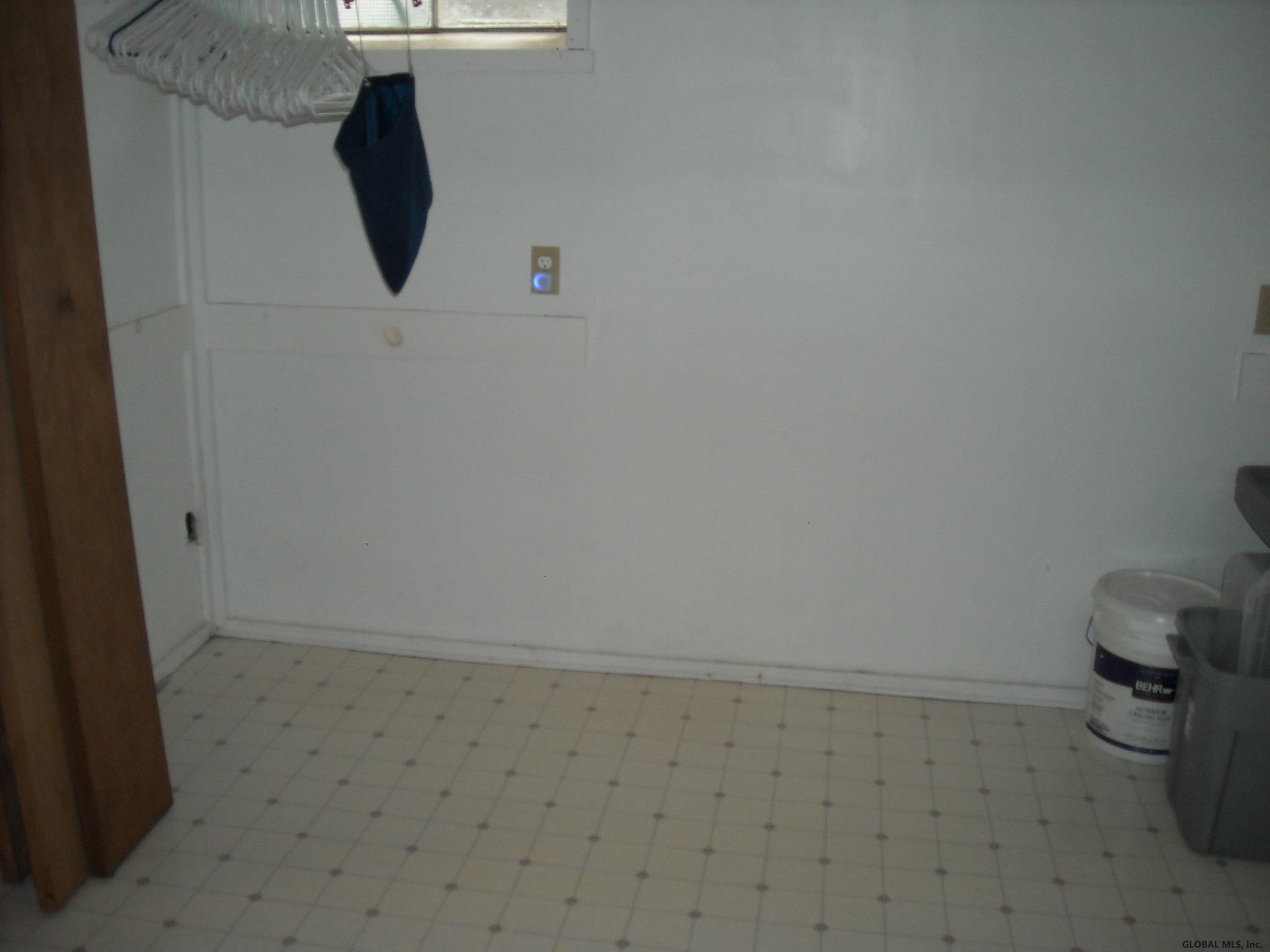 372 Kings Road Schenectady, NY 12304 - Photo 25 of 39 Photo 25