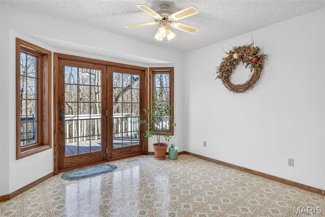 $450,000 | 5171 Waters Edge Drive, Hillsboro, MO 63050