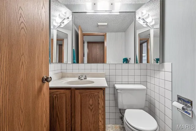 $450,000 | 5171 Waters Edge Drive, Hillsboro, MO 63050