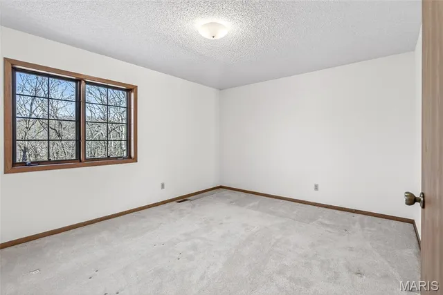 $450,000 | 5171 Waters Edge Drive, Hillsboro, MO 63050