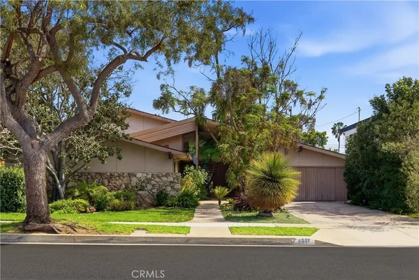 $1,995,000 | 4346 Fairway Drive, Lakewood, CA 90712