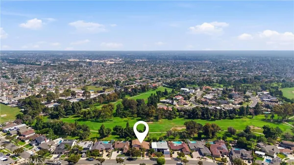 $1,995,000 | 4346 Fairway Drive, Lakewood, CA 90712