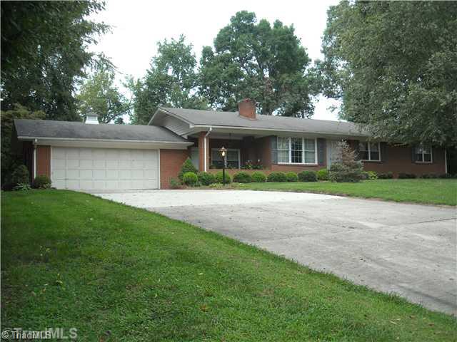 500 Lanier Road Lexington, NC 27295 - Photo 1 of 12 Exterior Front.