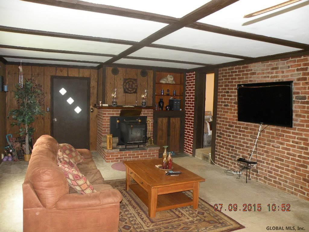766 Curry Road Rotterdam, NY 12306 - Photo 5 of 17 Photo 5