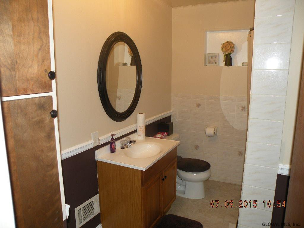 766 Curry Road Rotterdam, NY 12306 - Photo 8 of 17 Photo 8