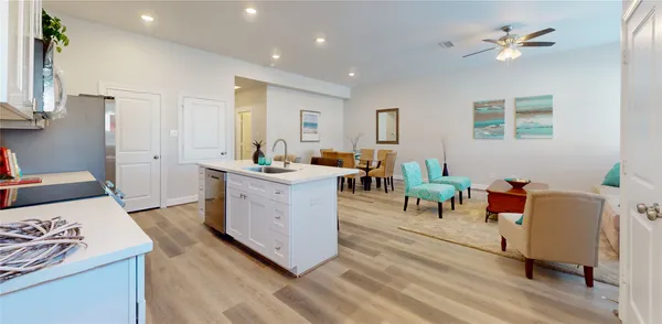 $2,016 | 504 Nursery Road, Unit 3106, The Woodlands, TX 77380