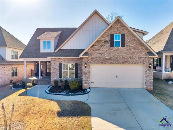 $409,900 | 226 Landings Pointe Lane, Warner Robins, GA 31088